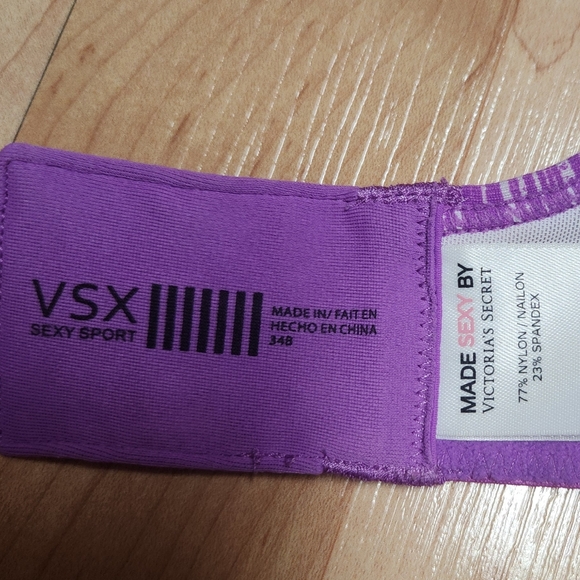 Victoria's Secret Sports Bra - Picture 7 of 7